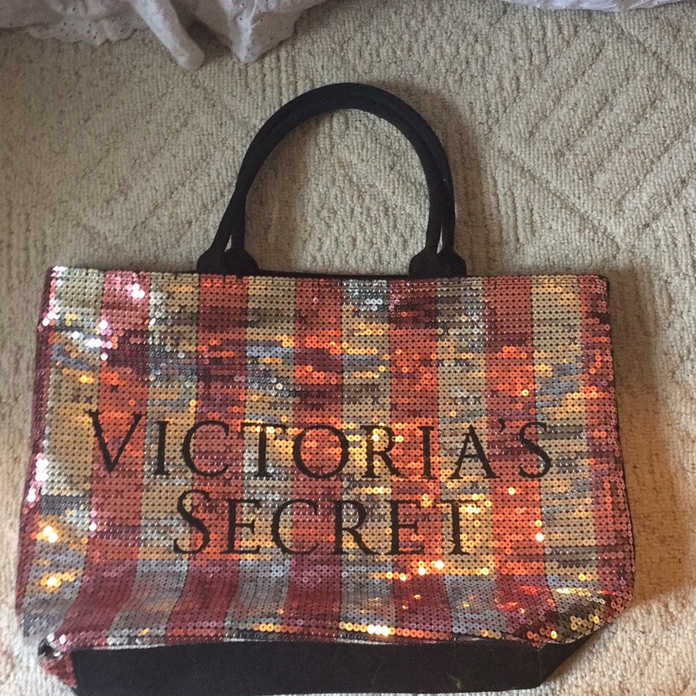Large Victoria’s Secret tote